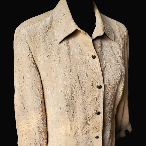 Coldwater Creek Tops - Coldwater Creek Unique Faux Suede Textured Top 3/4 Sleeve Size M
